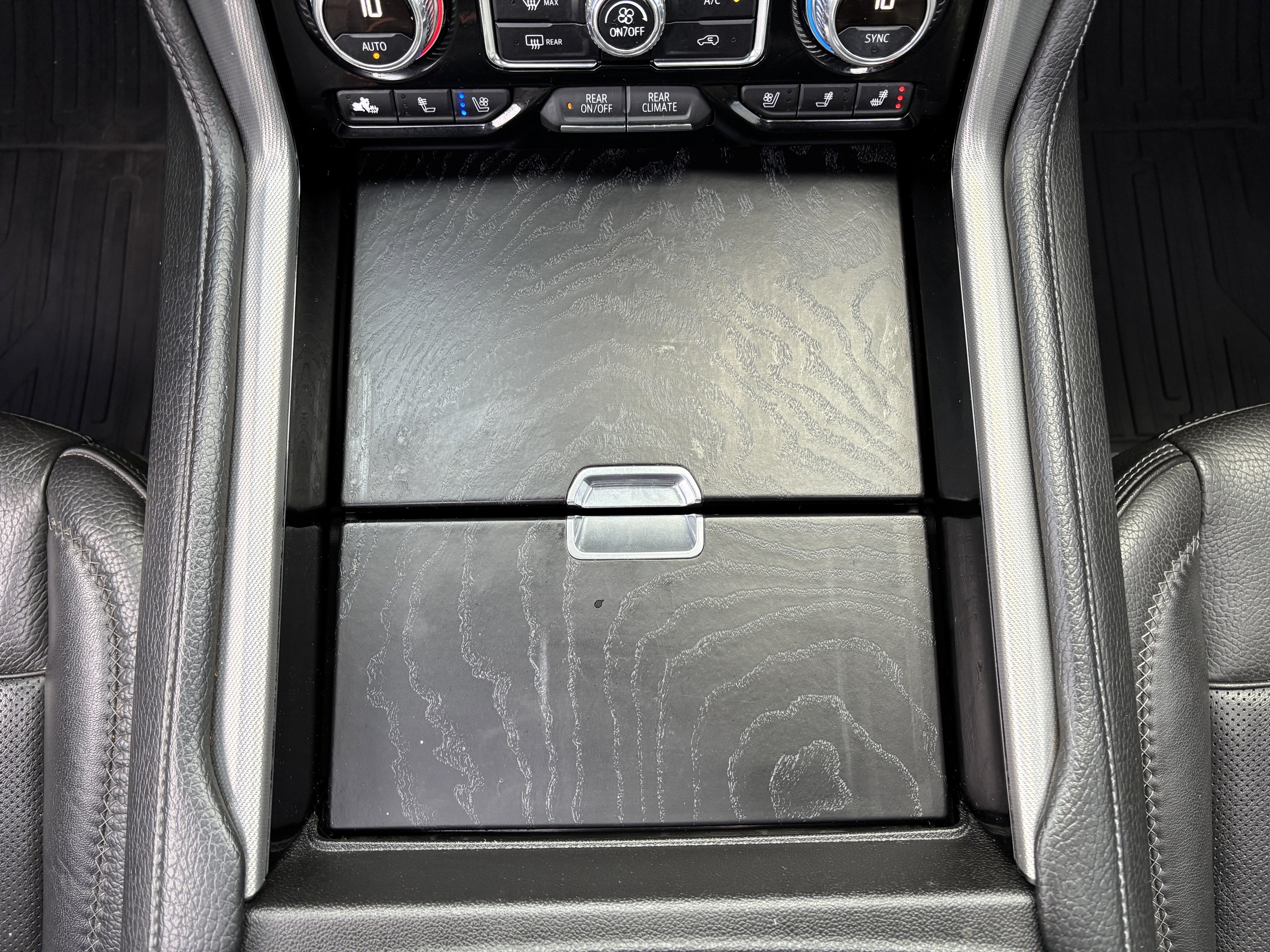 2021 GMC Yukon Denali 4WD