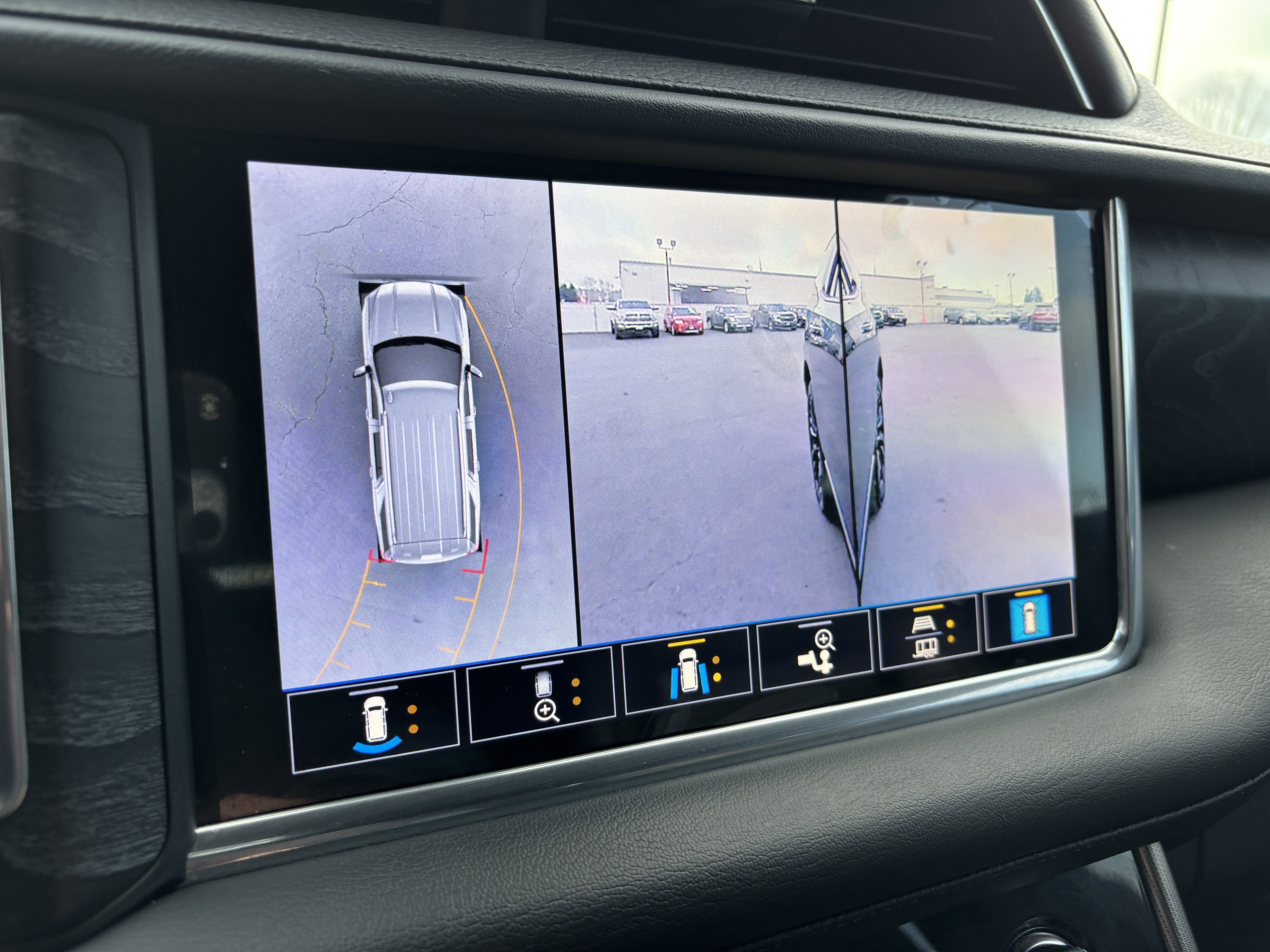 2021 GMC Yukon Denali 4WD