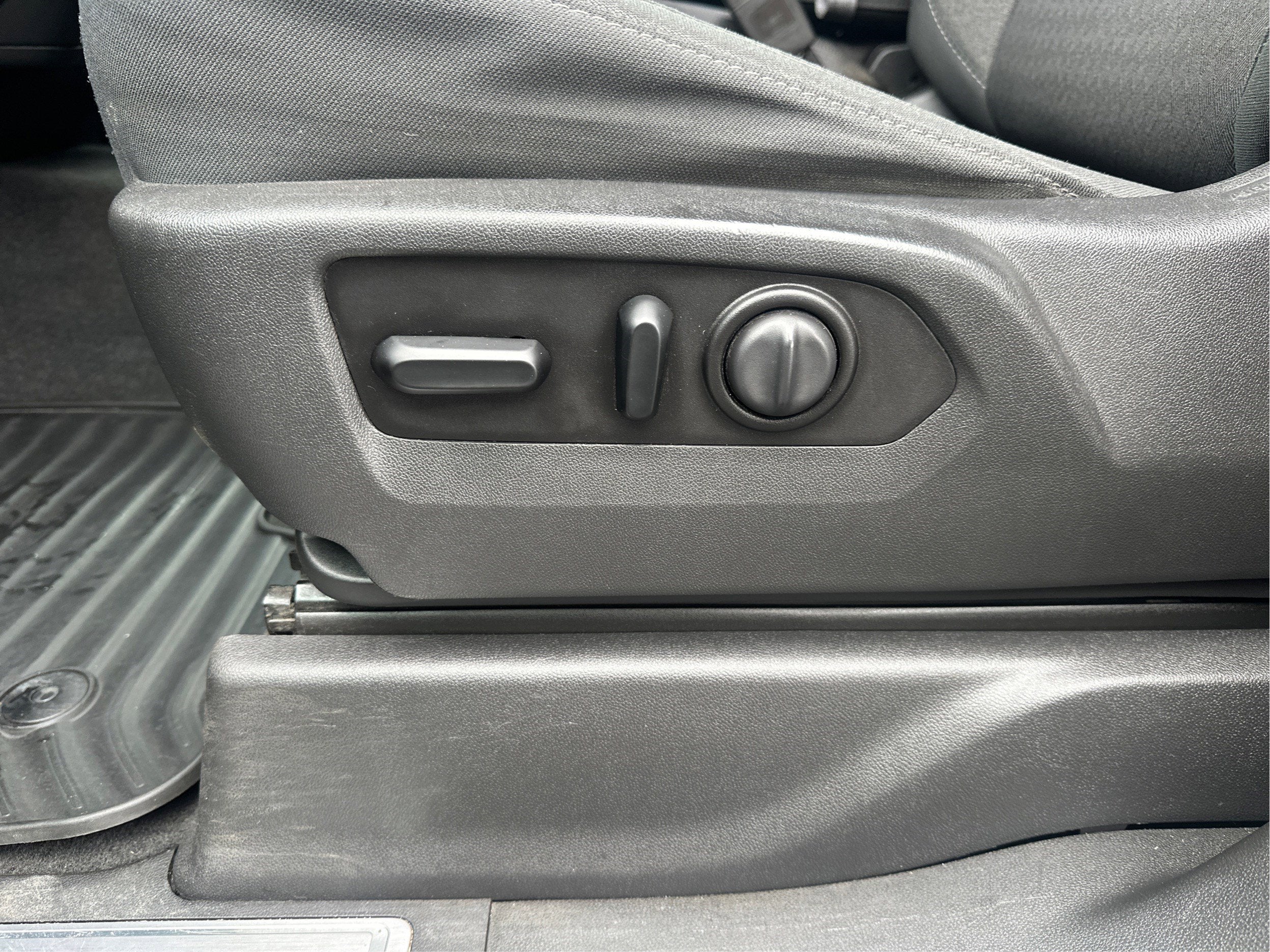 2020 GMC Sierra 1500 SLE