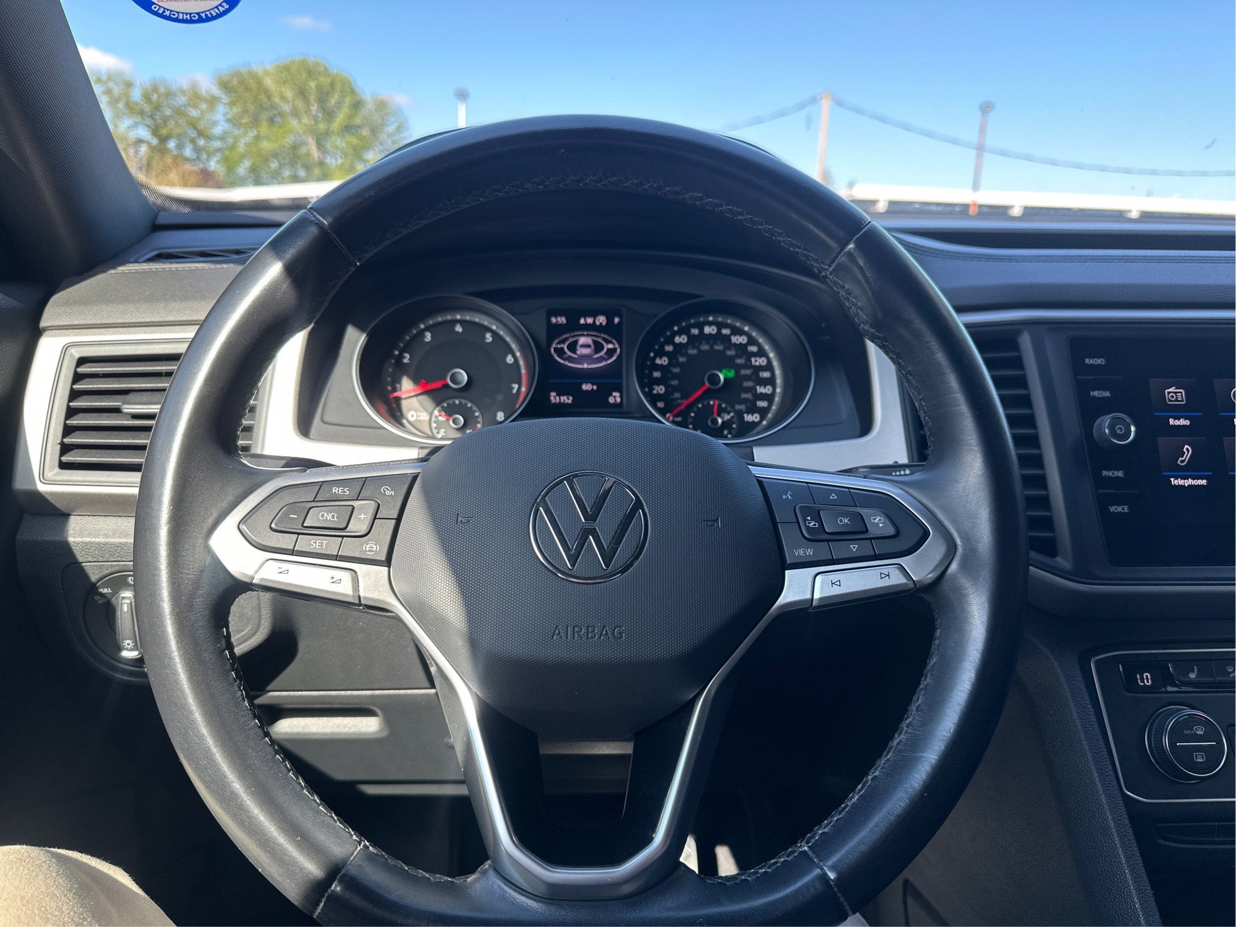 2020 Volkswagen Atlas Cross Sport 2.0T SE