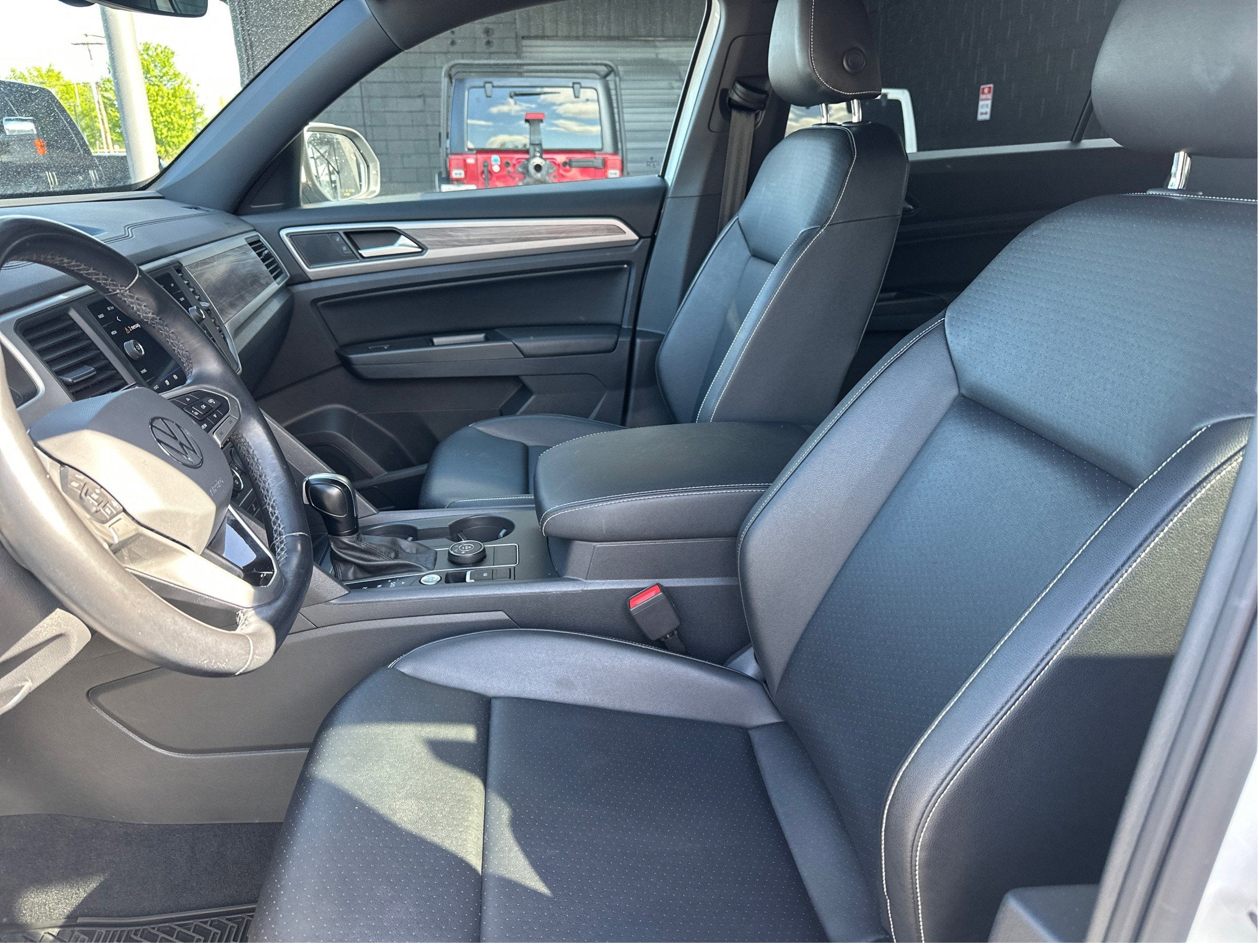 2020 Volkswagen Atlas Cross Sport 2.0T SE