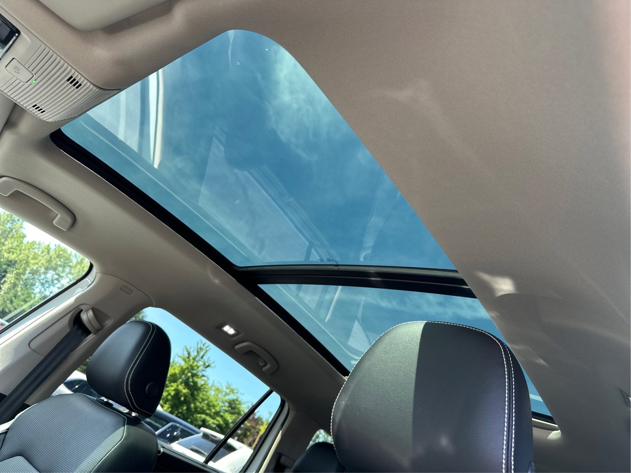 2024 Volkswagen Atlas 2.0T SEL