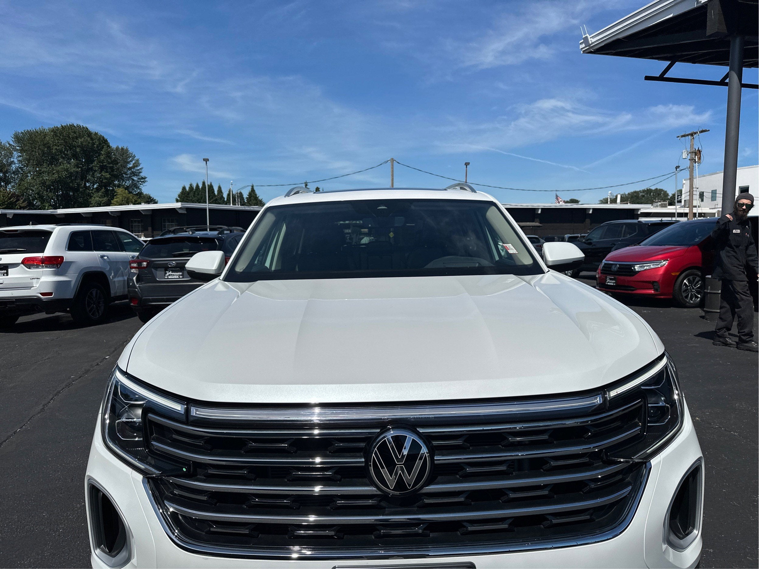 2024 Volkswagen Atlas 2.0T SEL