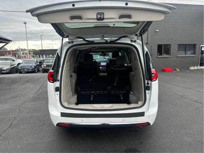 2023 Chrysler Pacifica Hybrid Limited
