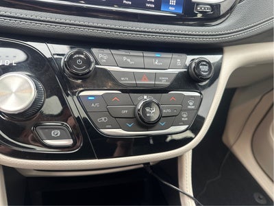 2023 Chrysler Pacifica Hybrid Limited