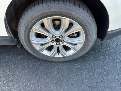 2023 Ford Edge Titanium