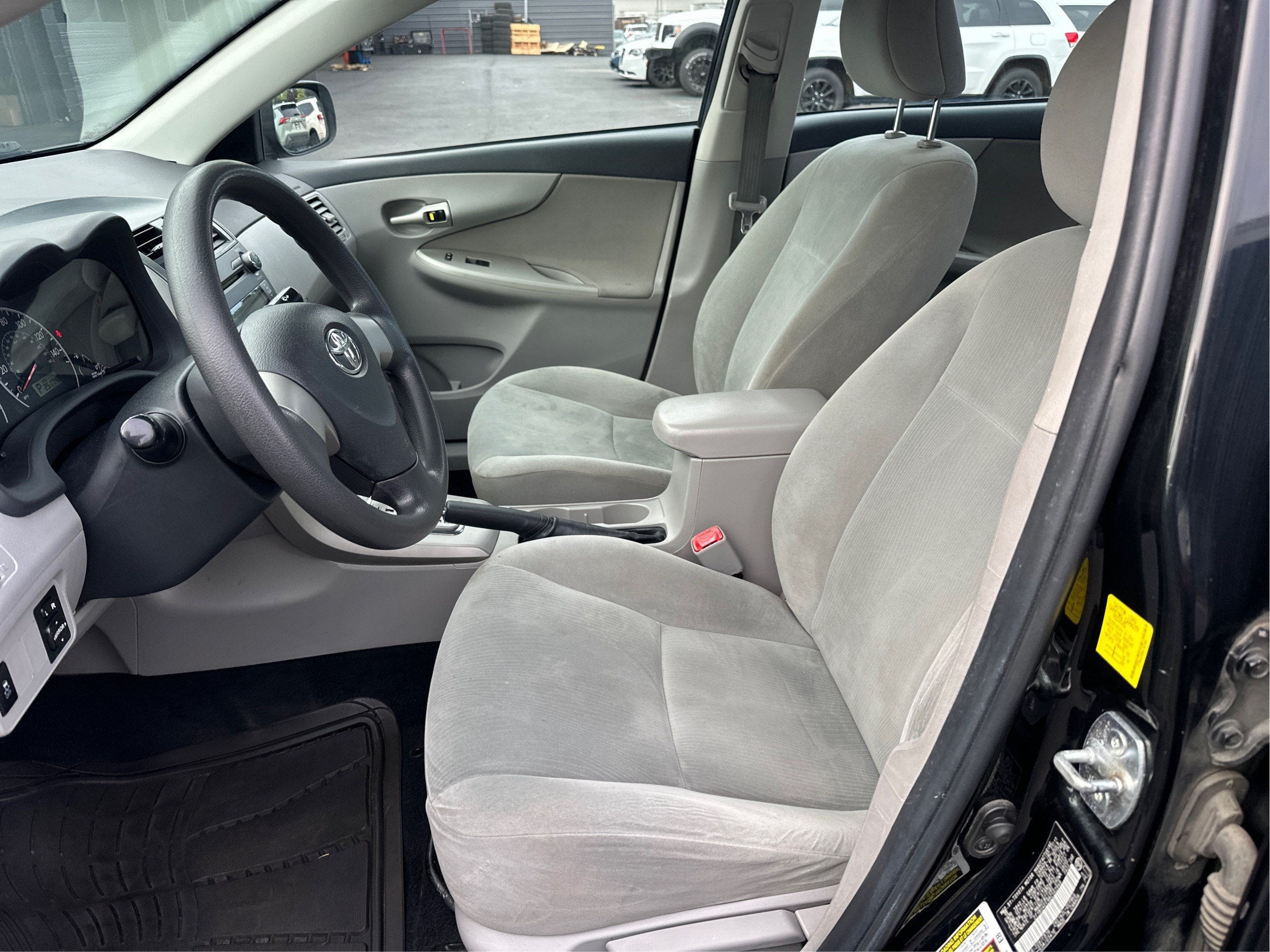 2011 Toyota Corolla LE