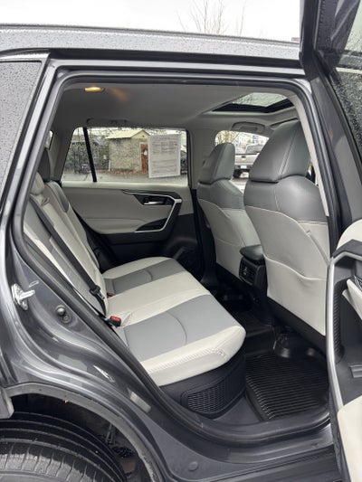 2021 Toyota RAV4 Hybrid XLE Premium AWD