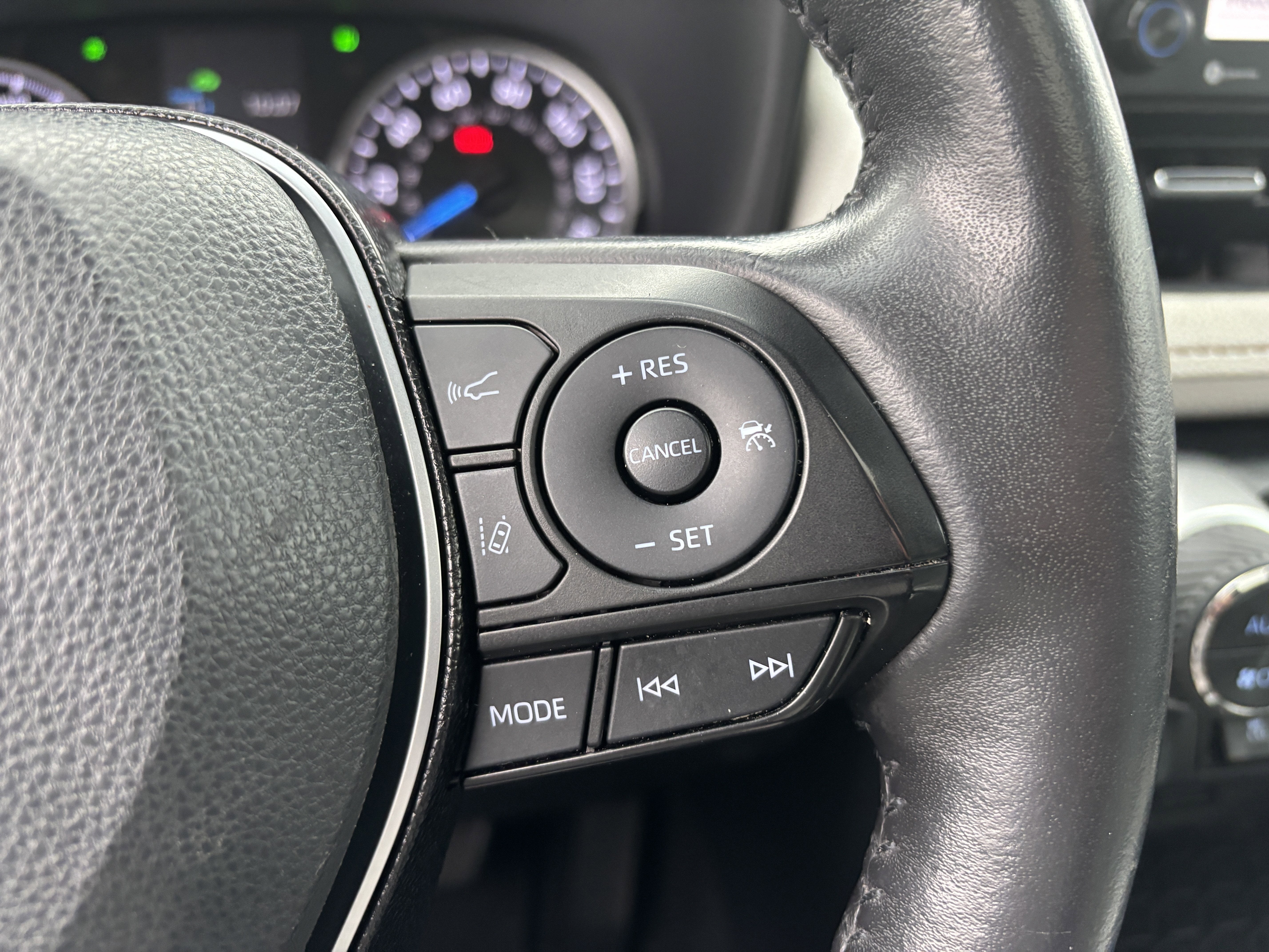 2021 Toyota RAV4 Hybrid XLE Premium AWD