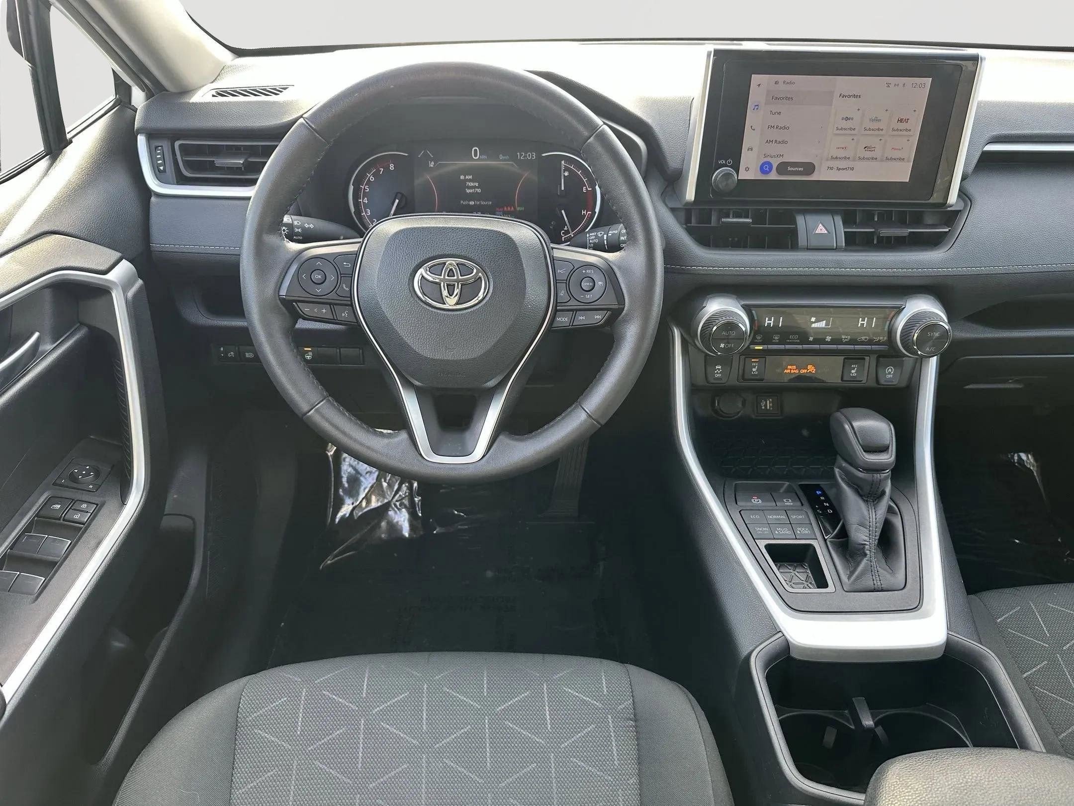 2024 Toyota RAV4 XLE AWD