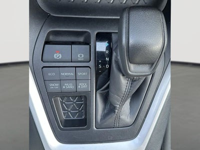 2024 Toyota RAV4 XLE AWD
