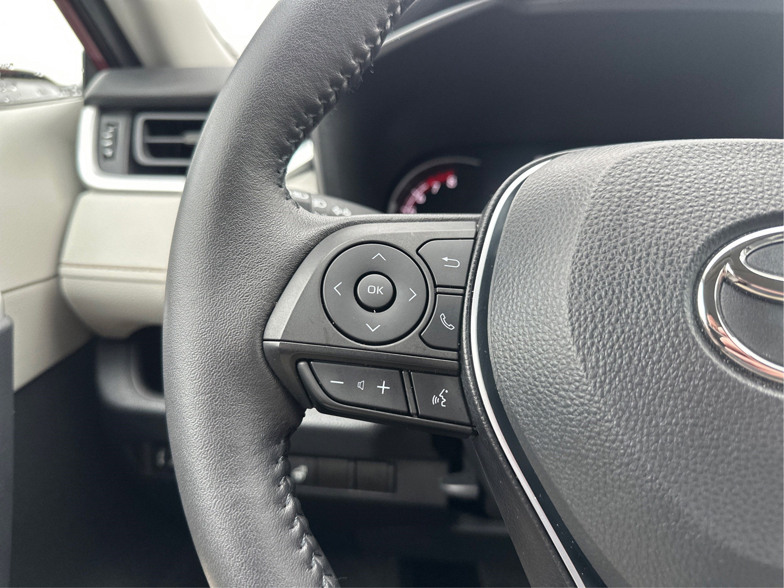 2023 Toyota RAV4 XLE AWD