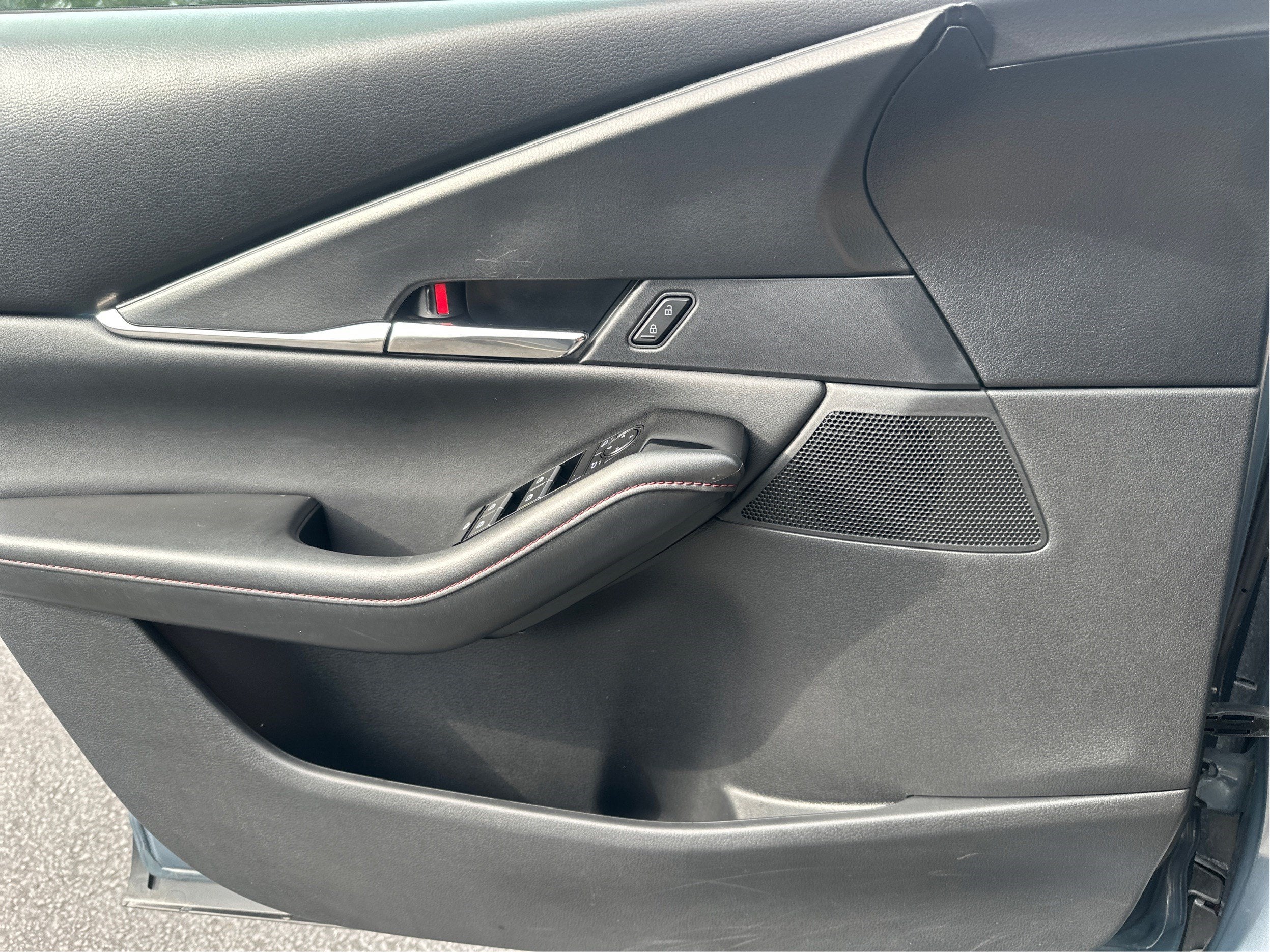 2025 Mazda Mazda CX-30 Carbon Edition AWD