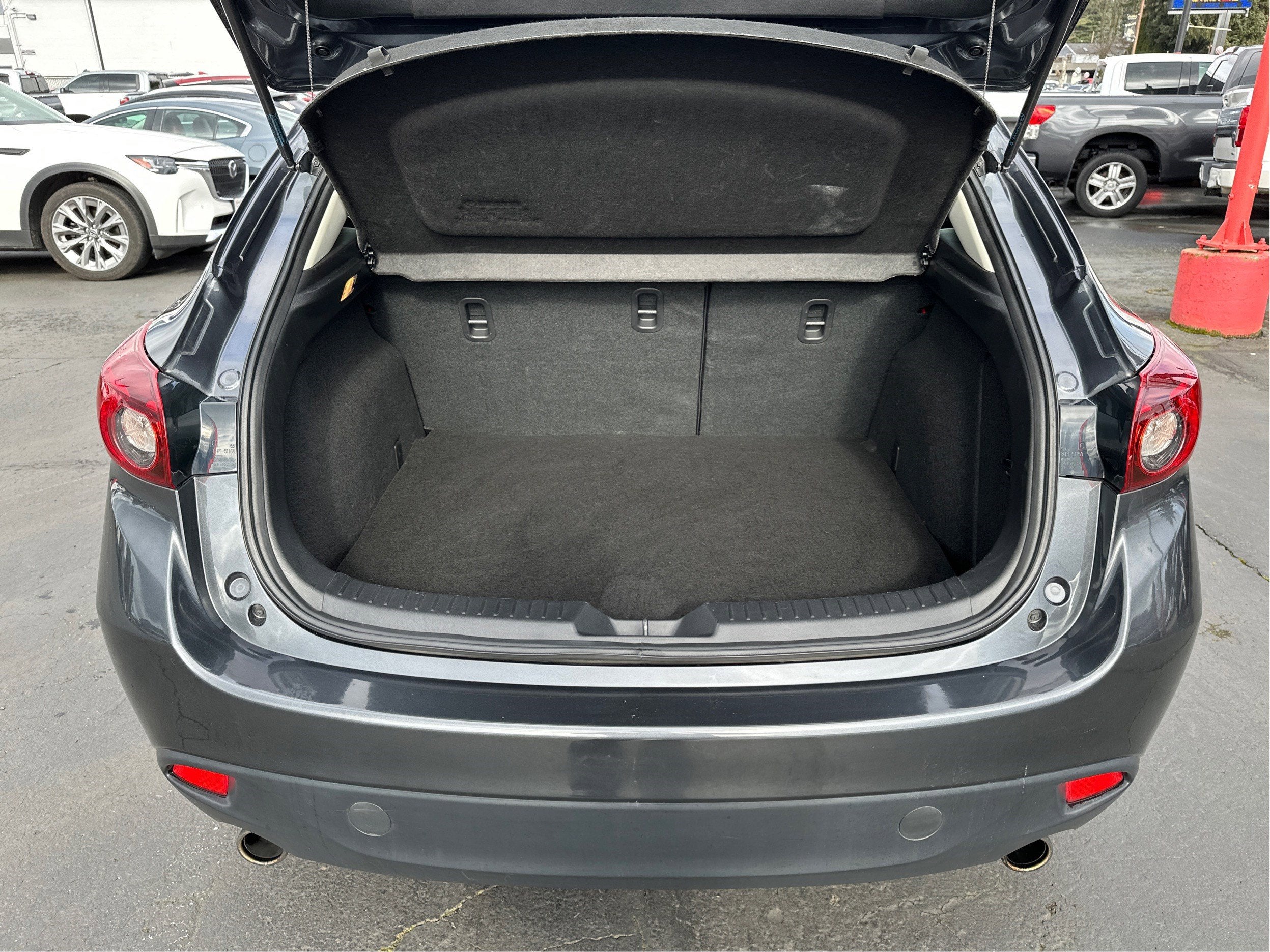 2016 Mazda Mazda3 i Grand Touring