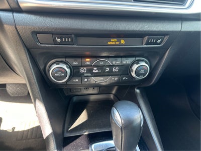 2018 Mazda Mazda3 Touring Auto