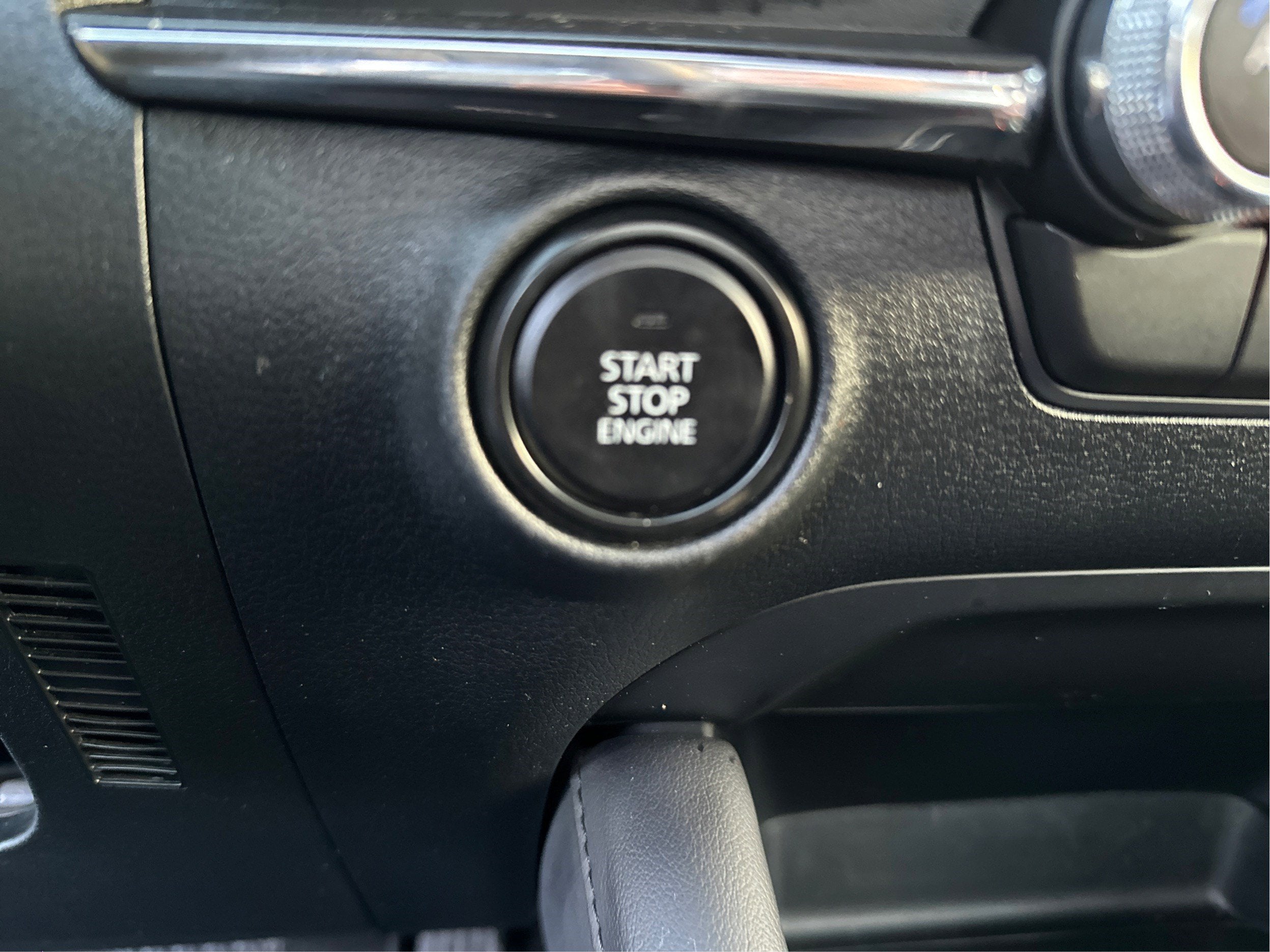 2025 Mazda Mazda3 2.5 S Preferred FWD