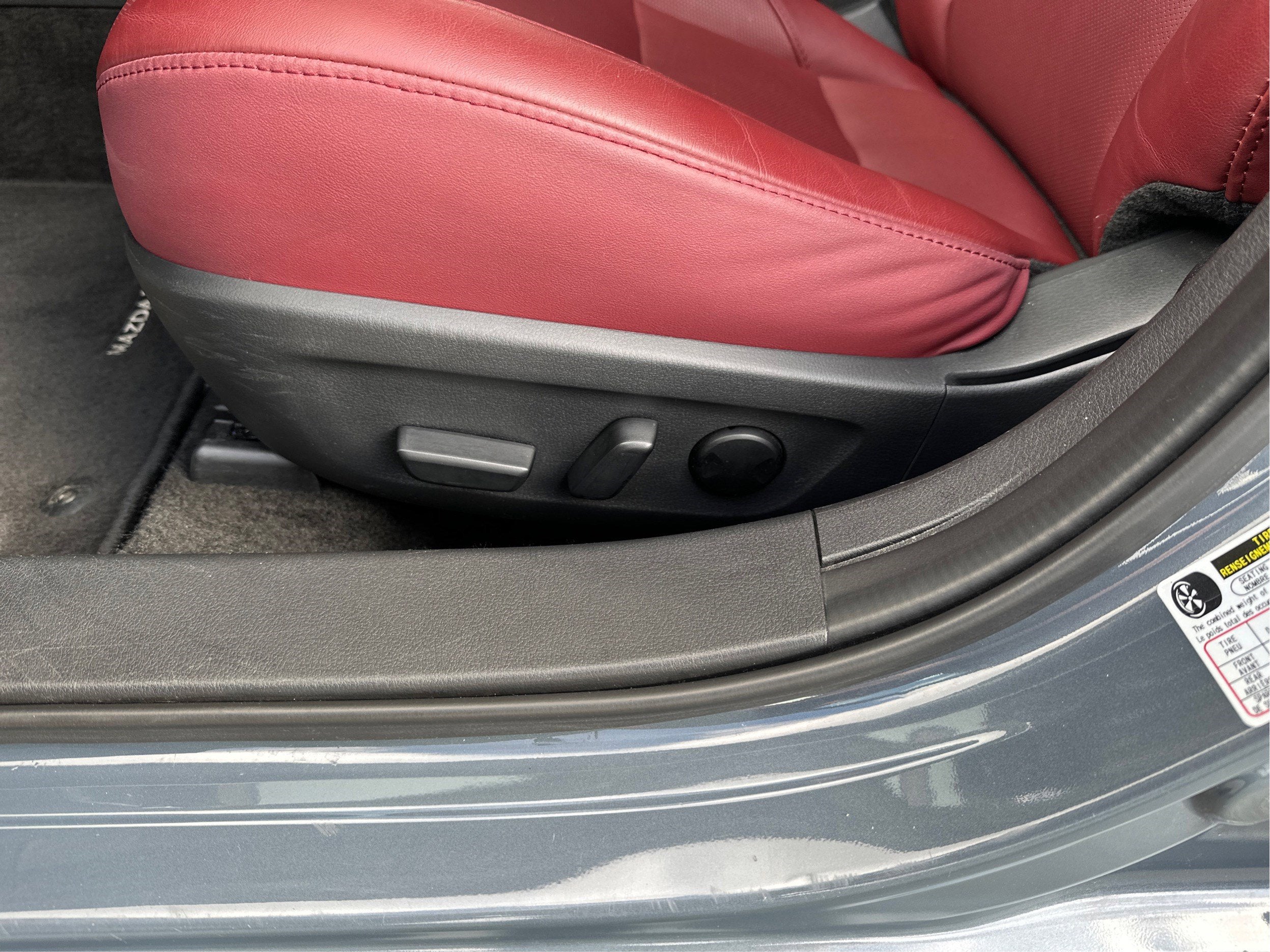 2025 Mazda Mazda3 2.5 S Carbon Edition AWD