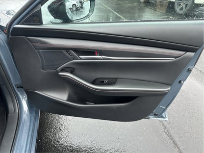 2025 Mazda Mazda3 Carbon Edition