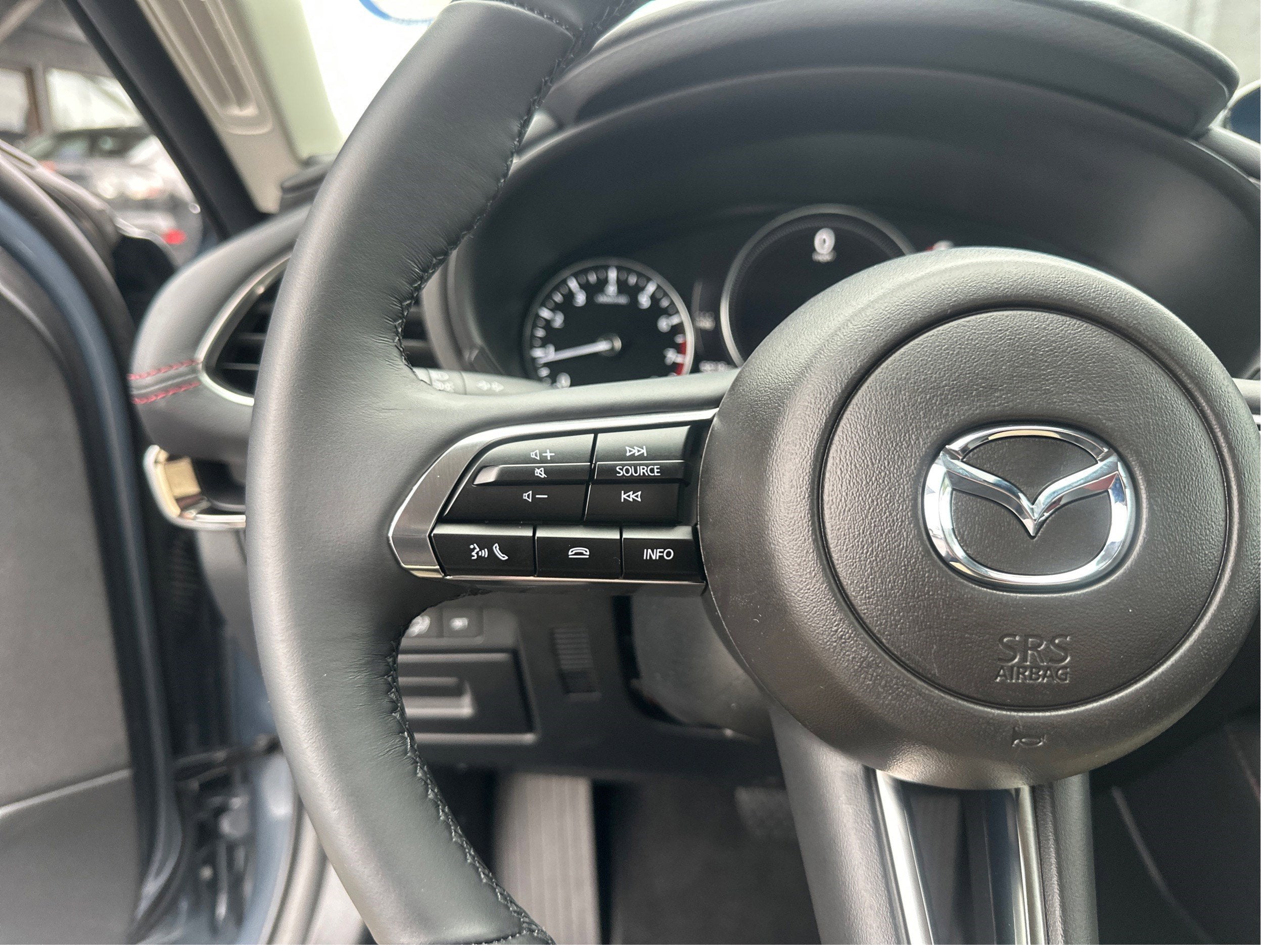 2025 Mazda Mazda3 Carbon Edition