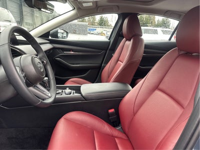 2025 Mazda Mazda3 Carbon Edition