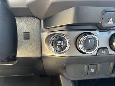 2022 Toyota Tacoma 4WD TRD Off Road