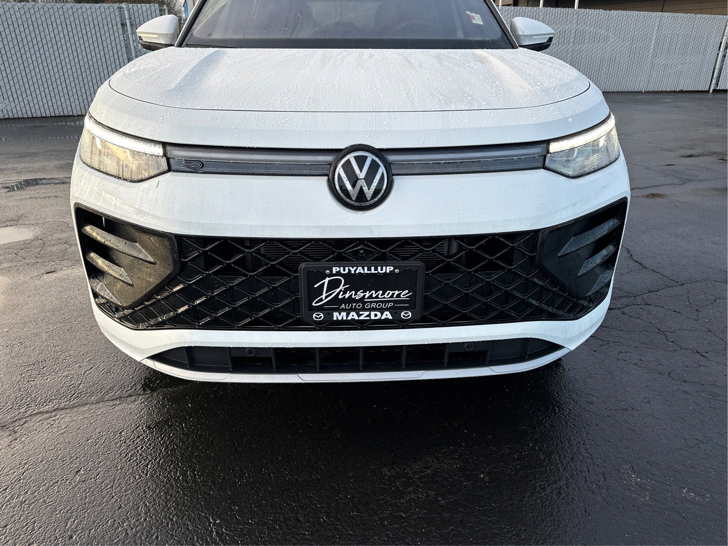 2025 Volkswagen Tiguan SEL R-Line