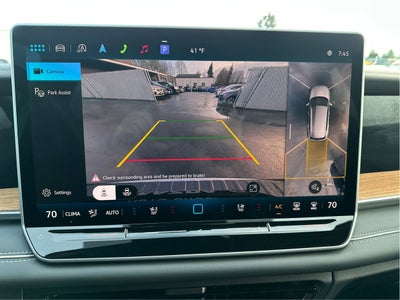 2025 Volkswagen Tiguan SEL R-Line