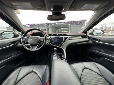 2018 Toyota Camry SE