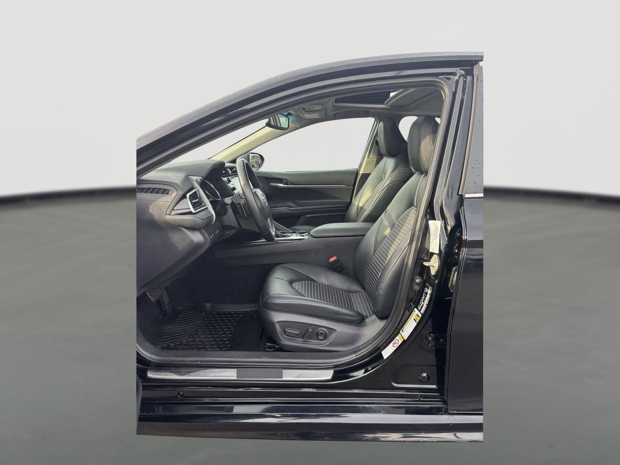 2018 Toyota Camry Hybrid SE