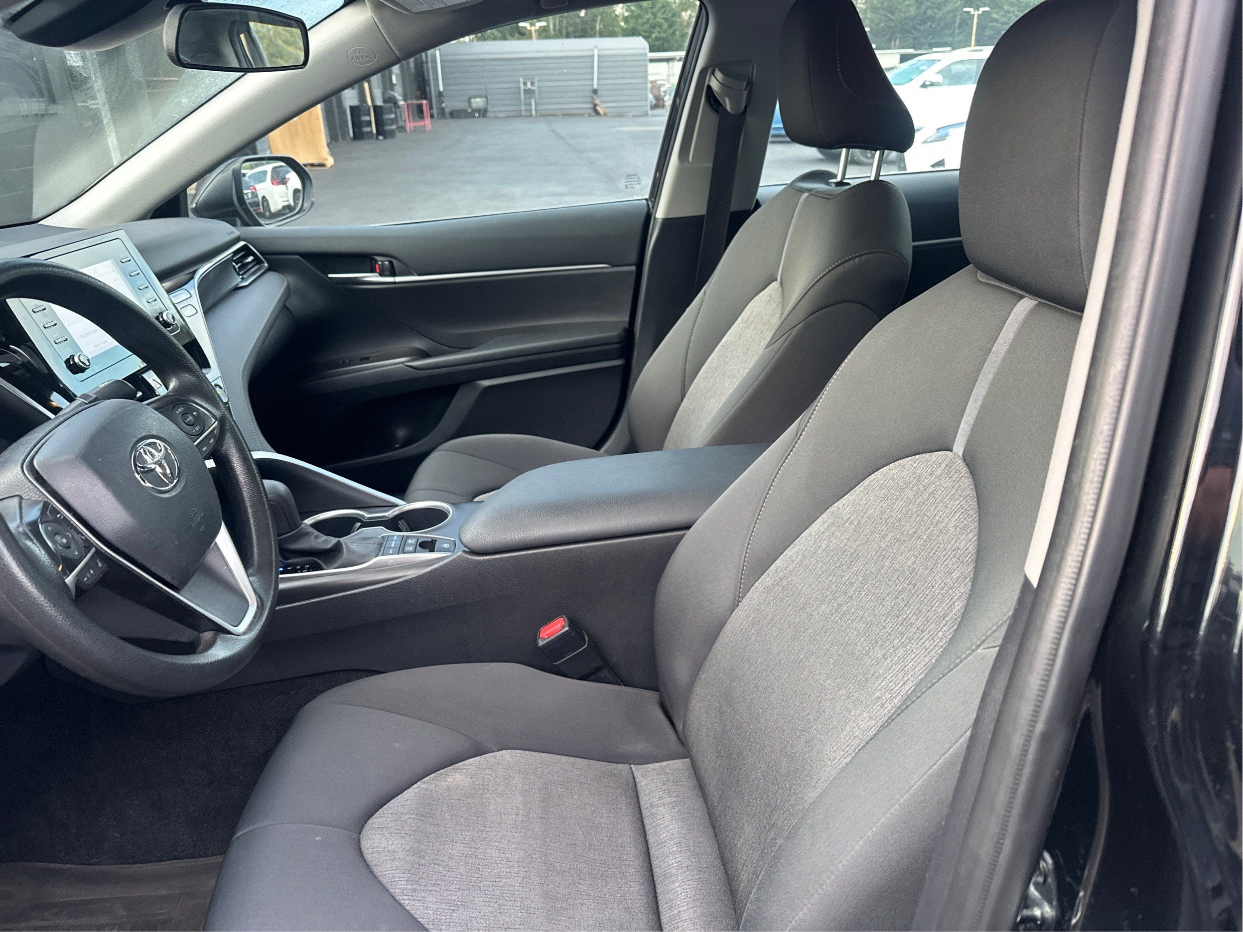 2023 Toyota Camry Hybrid LE