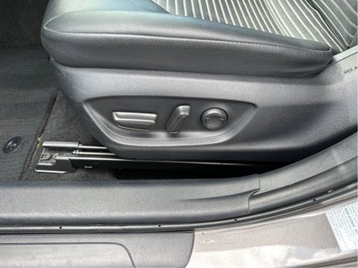 2024 Toyota Camry SE AWD