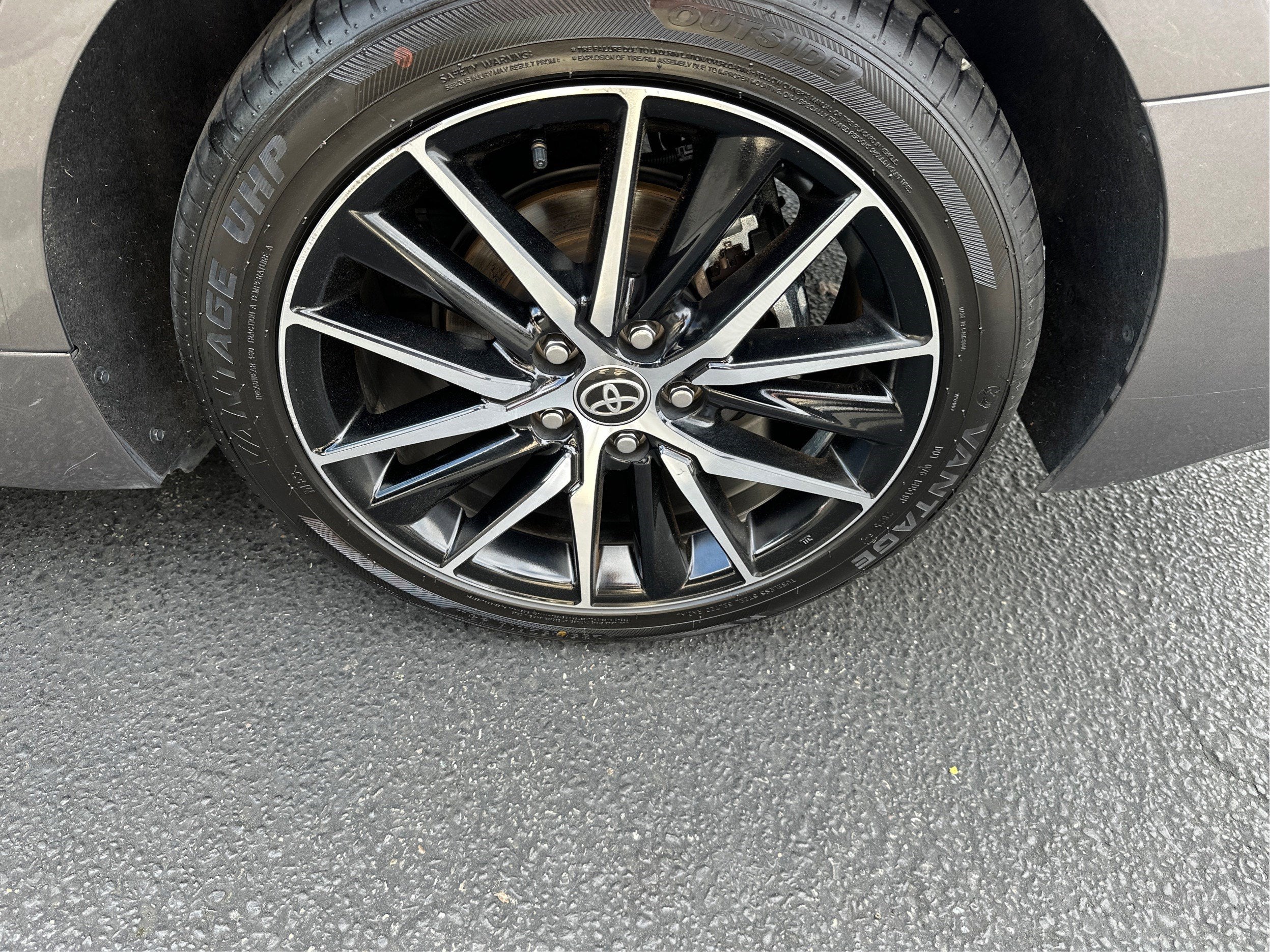 2024 Toyota Camry SE AWD