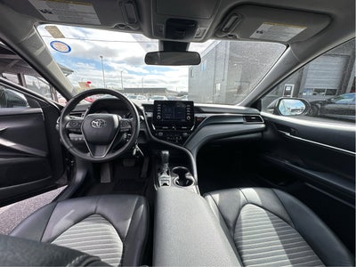 2024 Toyota Camry SE AWD