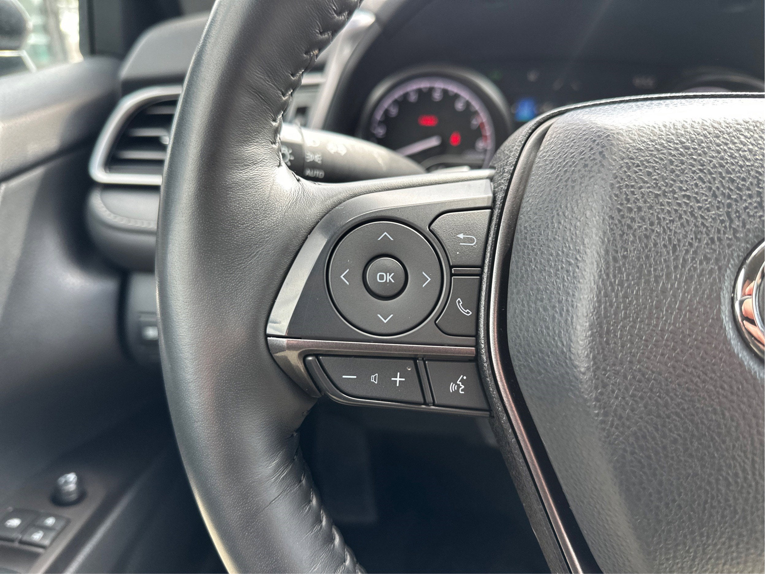 2024 Toyota Camry SE AWD