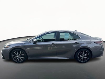 2024 Toyota Camry SE AWD