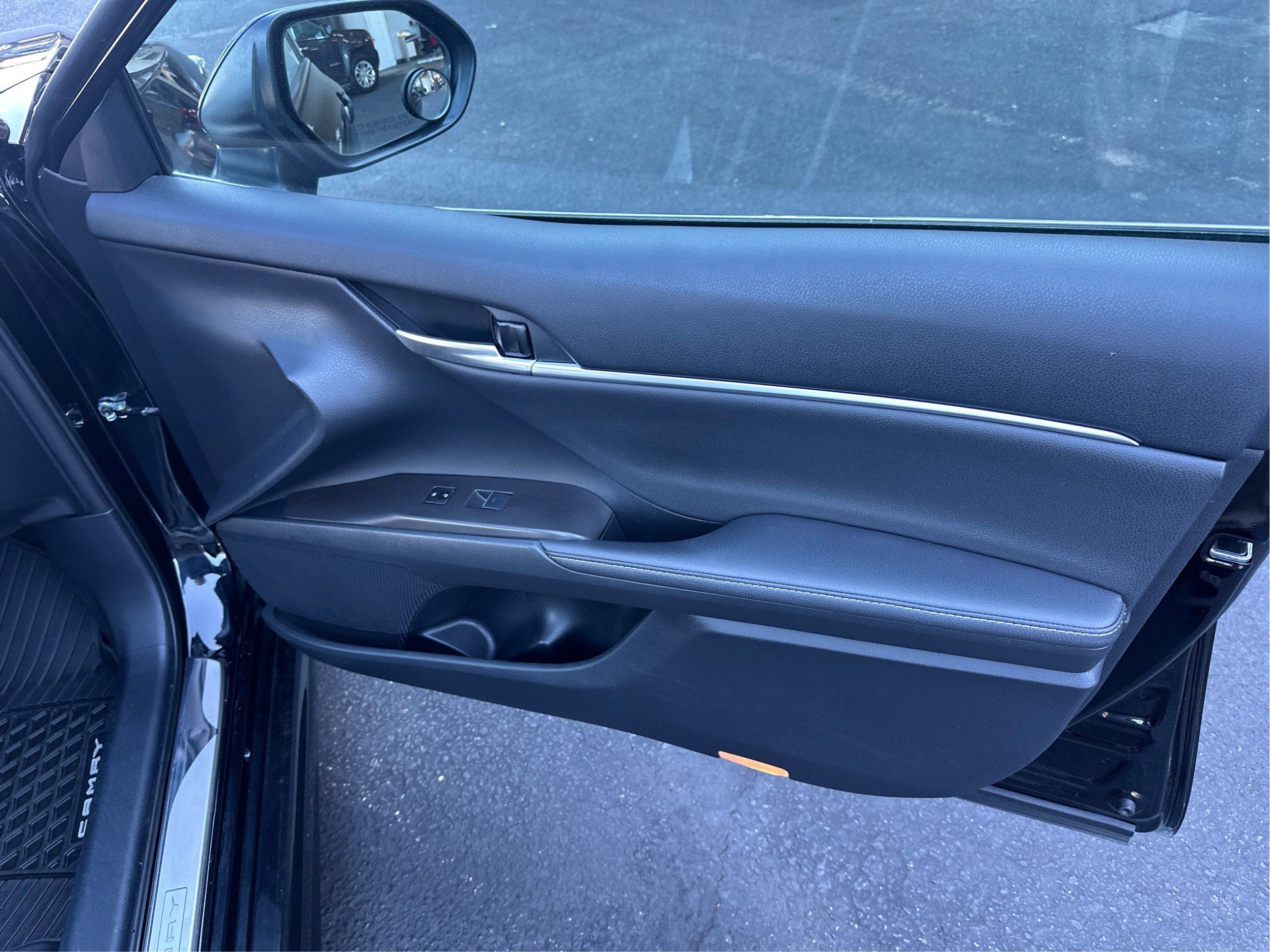 2023 Toyota Camry Hybrid XSE