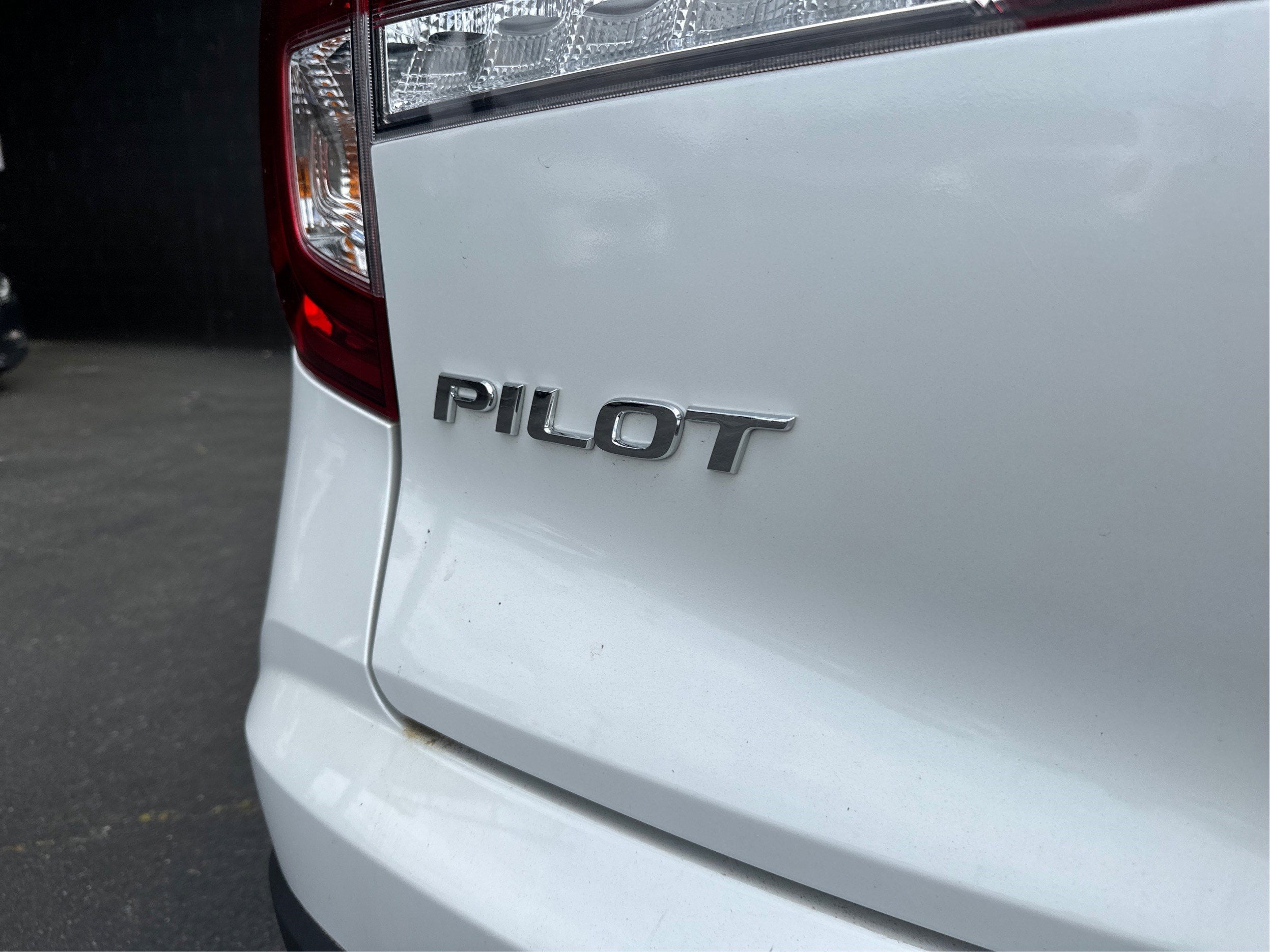 2021 Honda Pilot Black Edition
