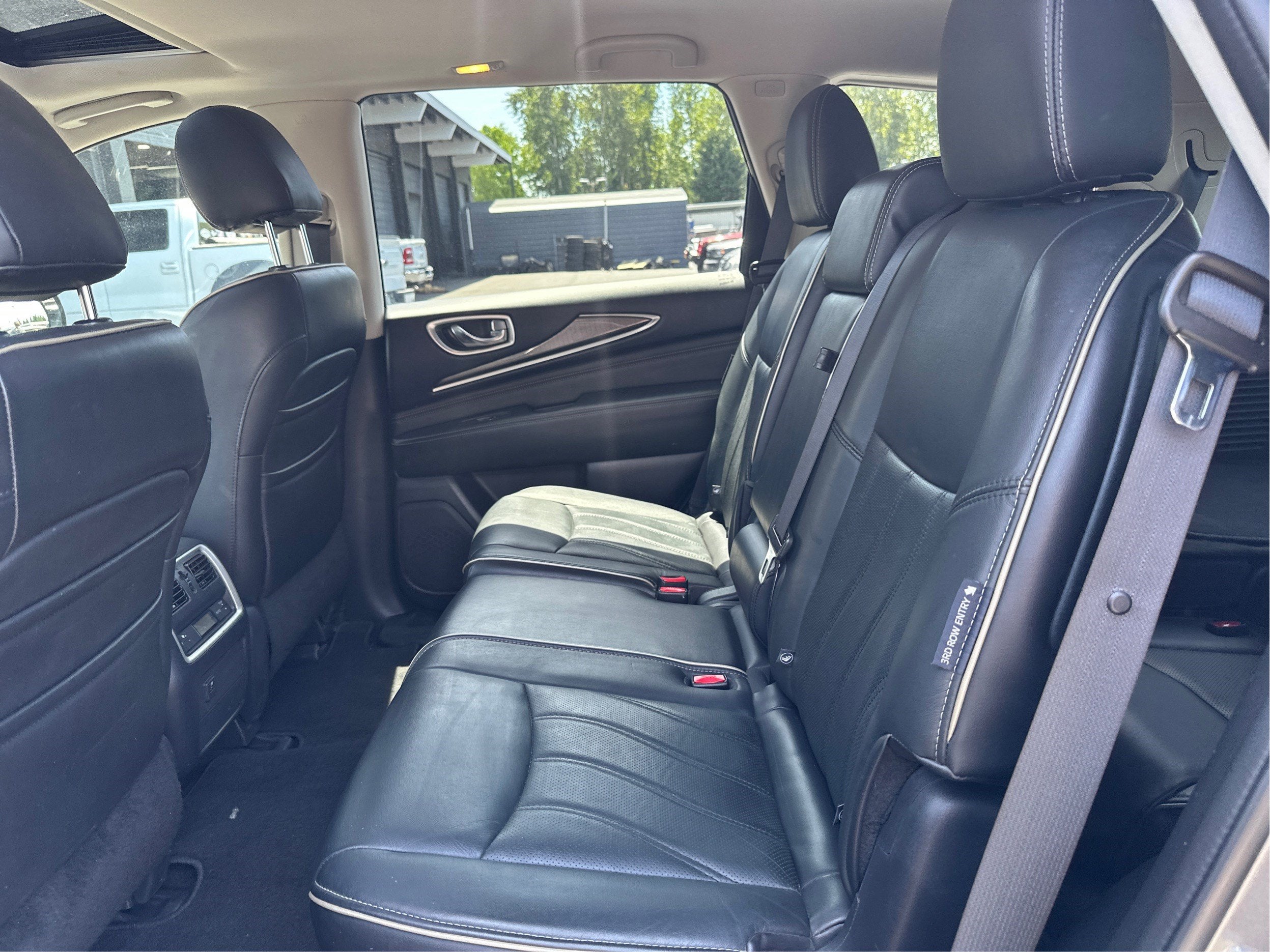 2019 INFINITI QX60 Base
