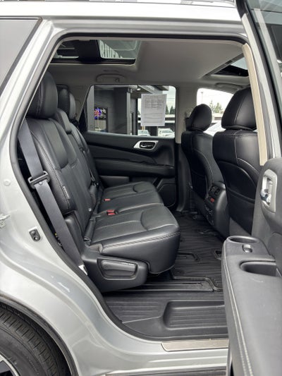 2019 Nissan Pathfinder Platinum 4WD