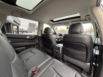 2019 Nissan Pathfinder Platinum 4WD