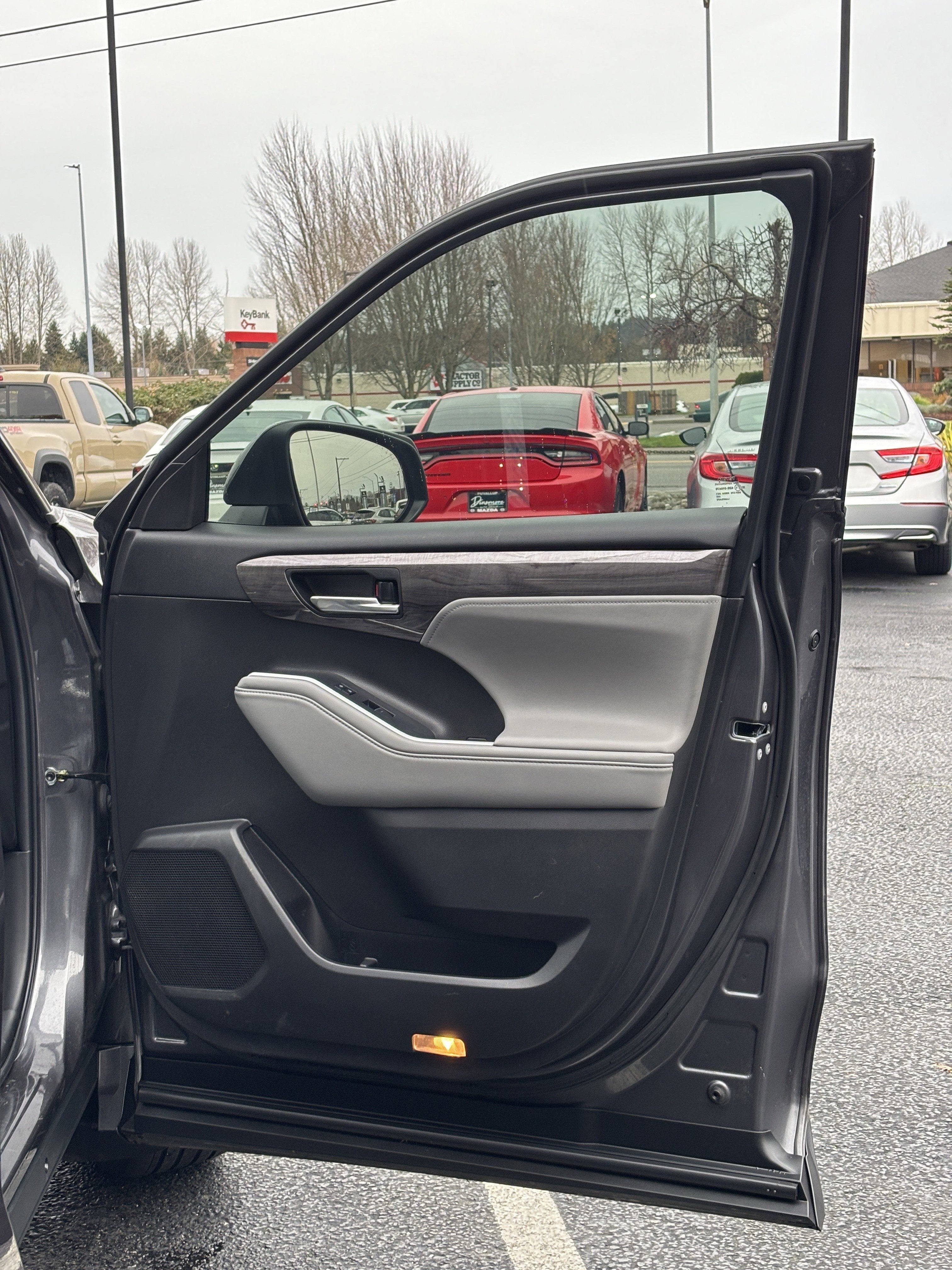 2022 Toyota Highlander Platinum AWD