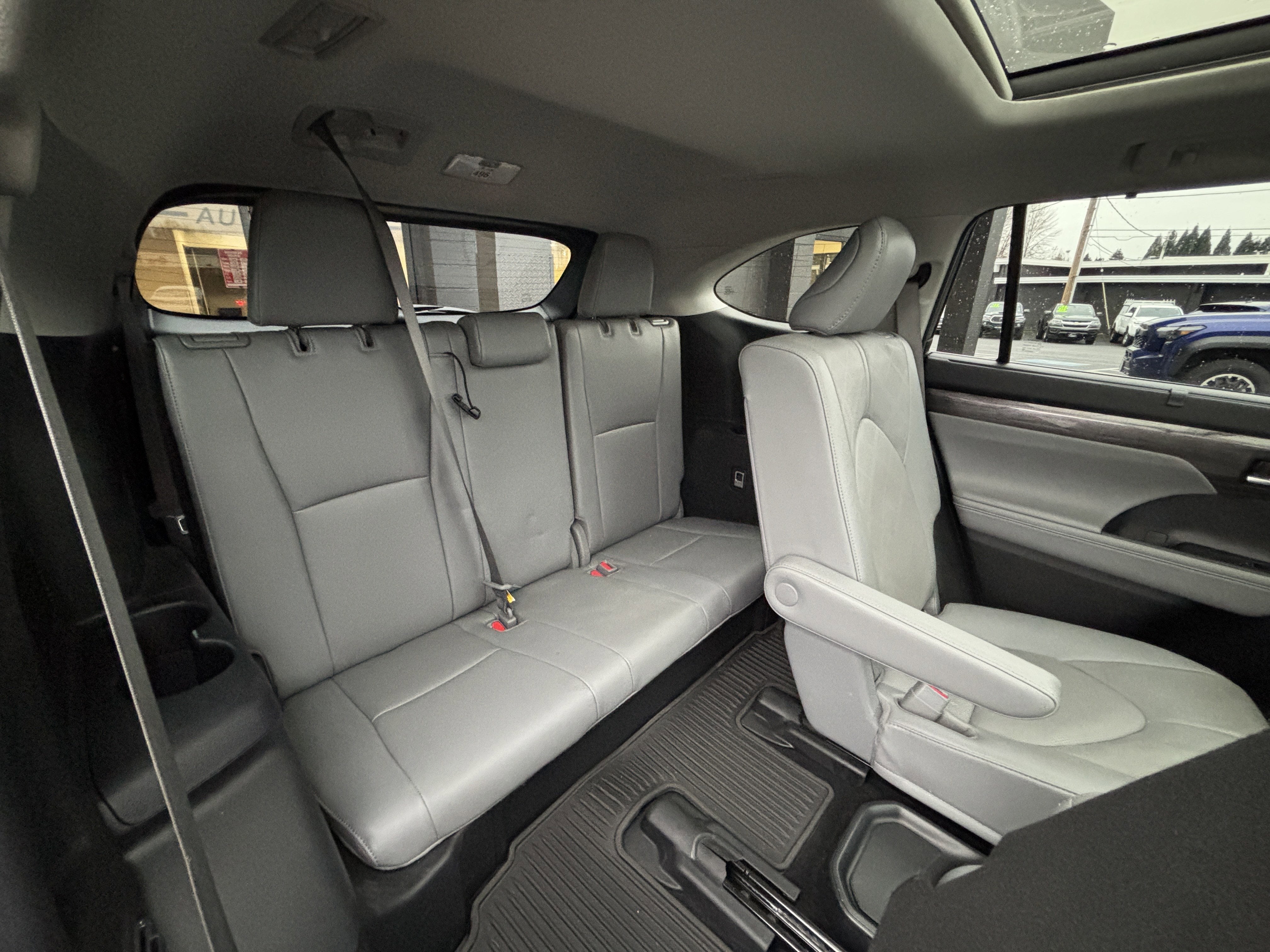 2022 Toyota Highlander Platinum AWD