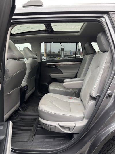 2022 Toyota Highlander Platinum AWD