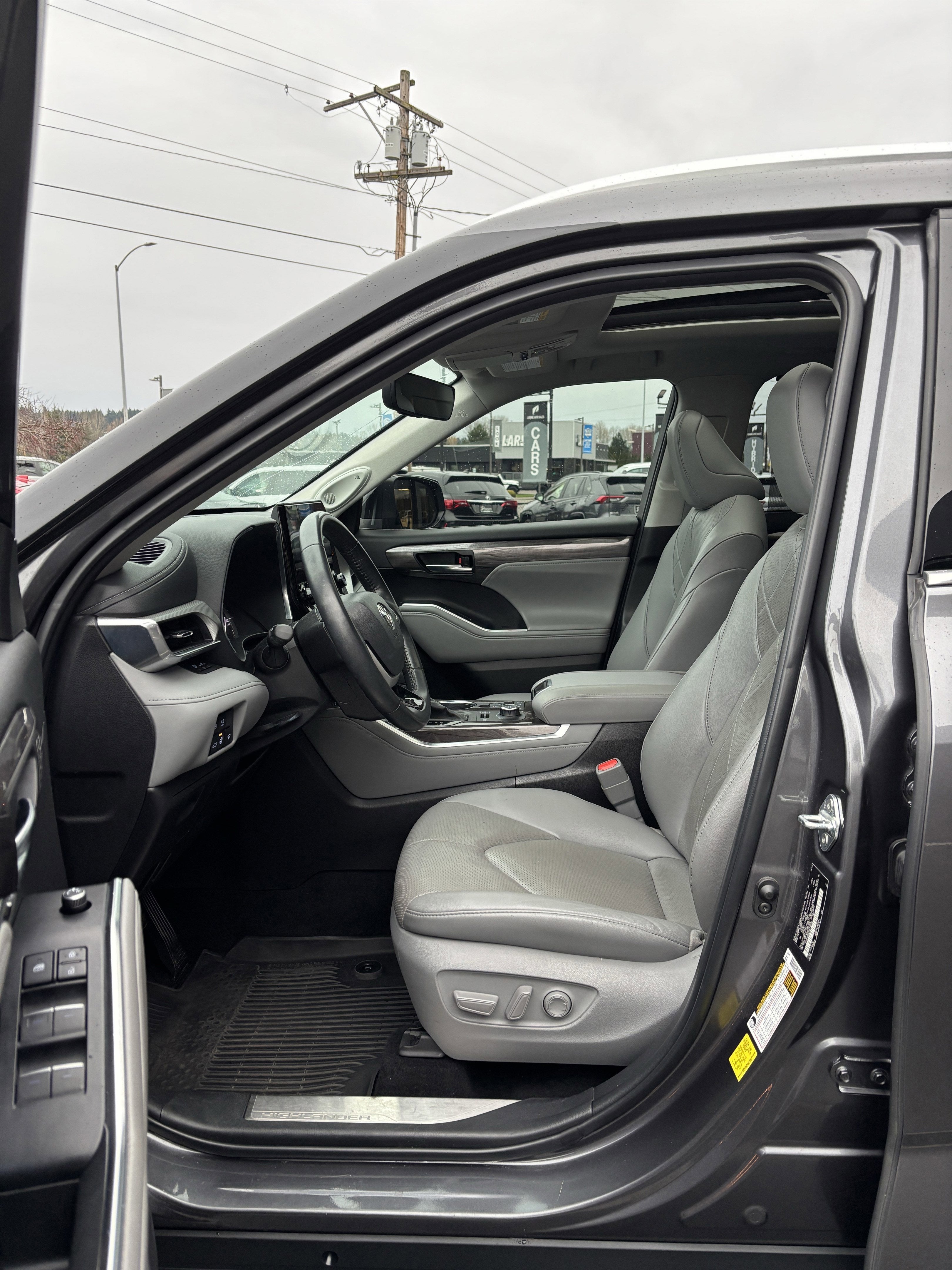 2022 Toyota Highlander Platinum AWD