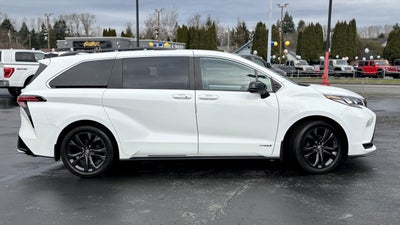 2021 Toyota Sienna XSE