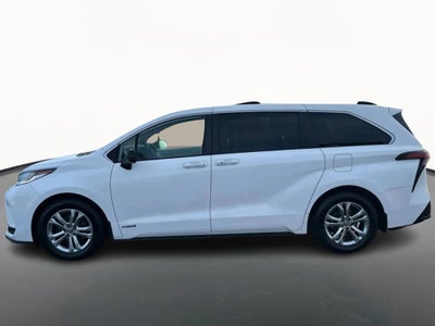 2021 Toyota Sienna XLE AWD 7-Passenger