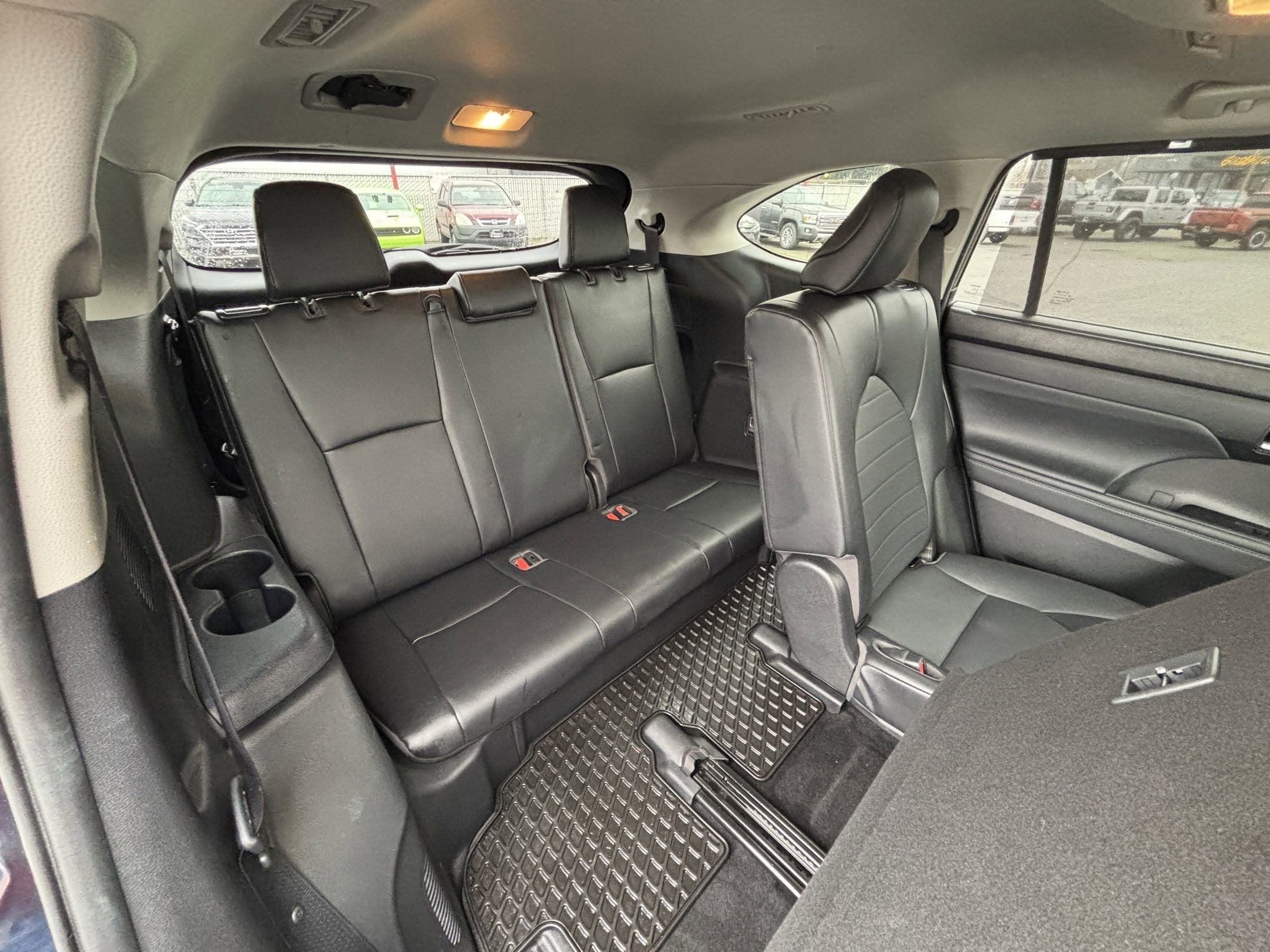 2022 Toyota Highlander XLE AWD