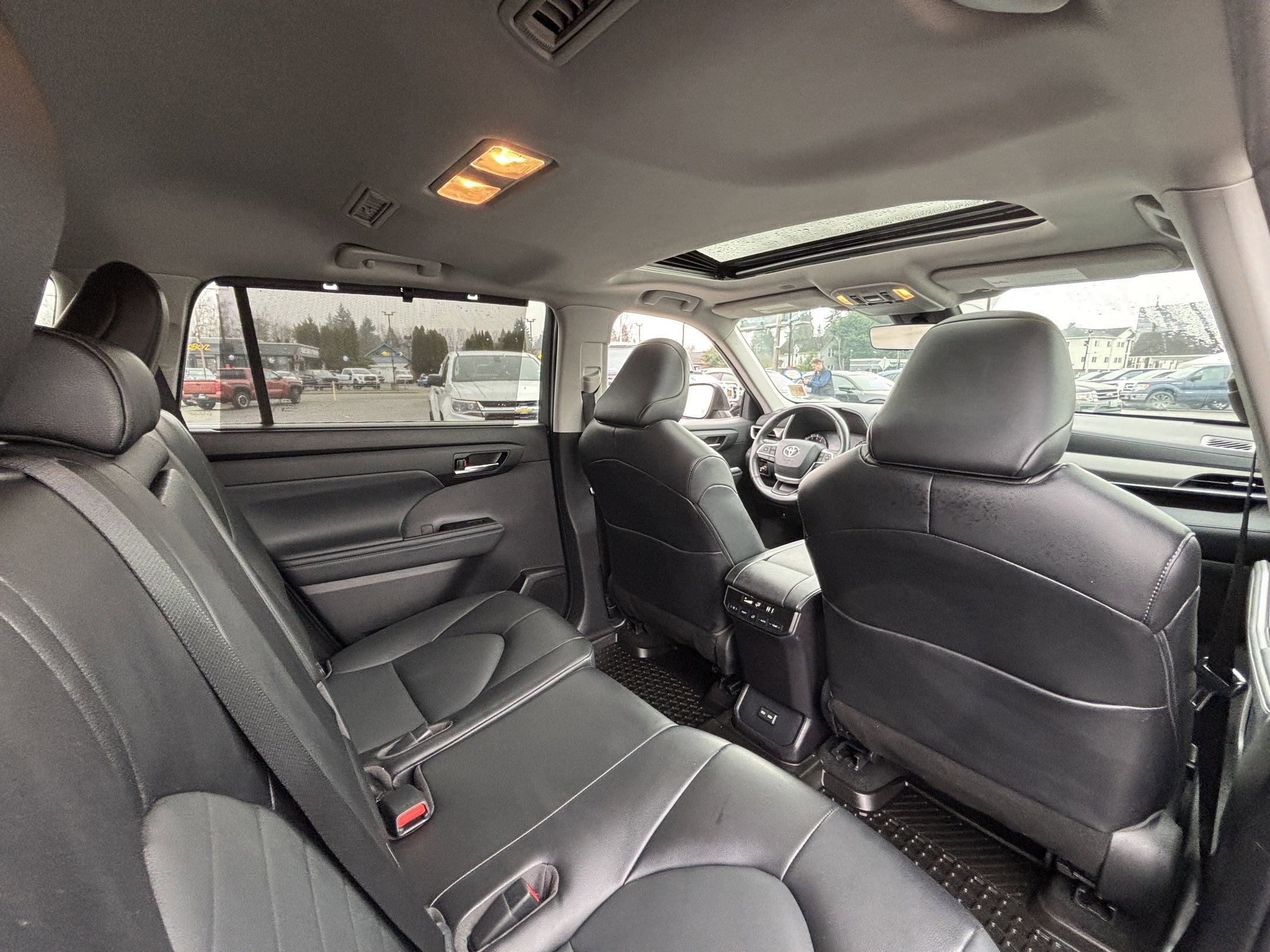 2022 Toyota Highlander XLE AWD