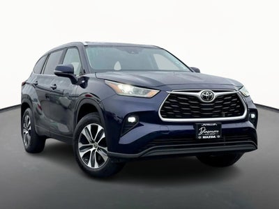 2022 Toyota Highlander XLE AWD