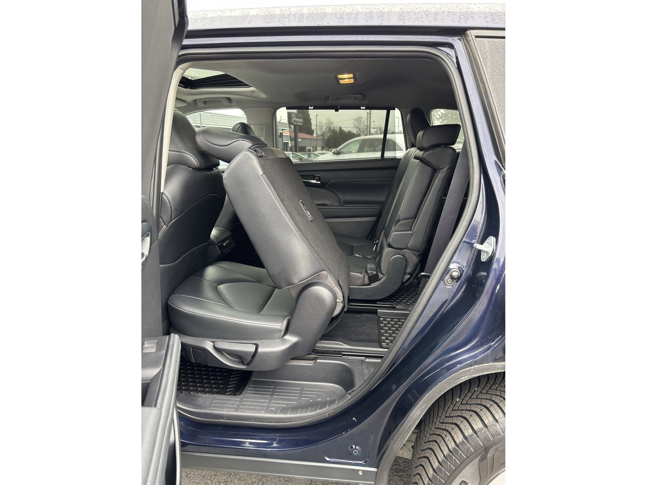 2022 Toyota Highlander XLE AWD